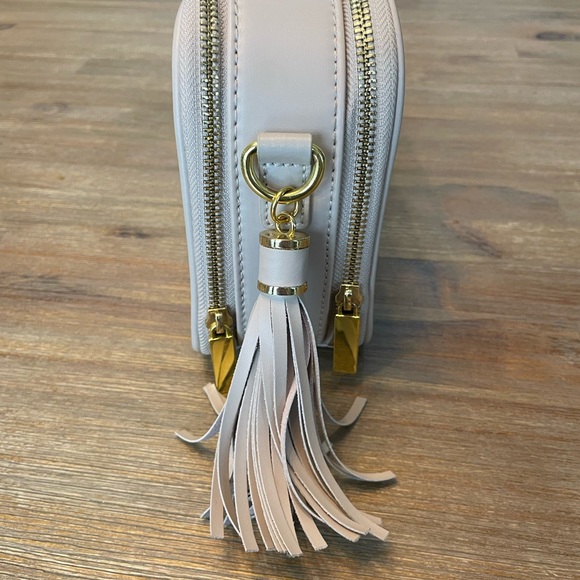 Joy & Iman Leather Crossbody Purse - Picture 3 of 5